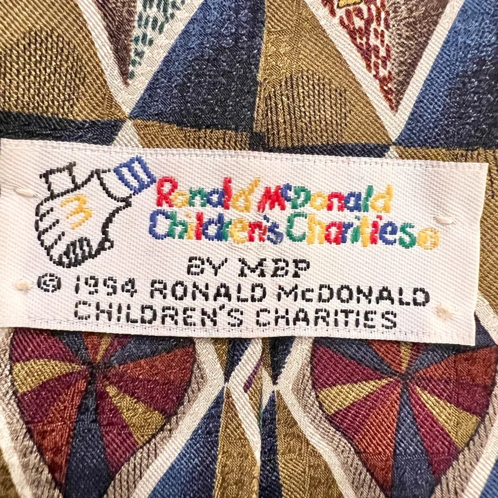 Vintage tie 1994 Ronald McDonald Children’s Charities stick figure‎ heart 90s